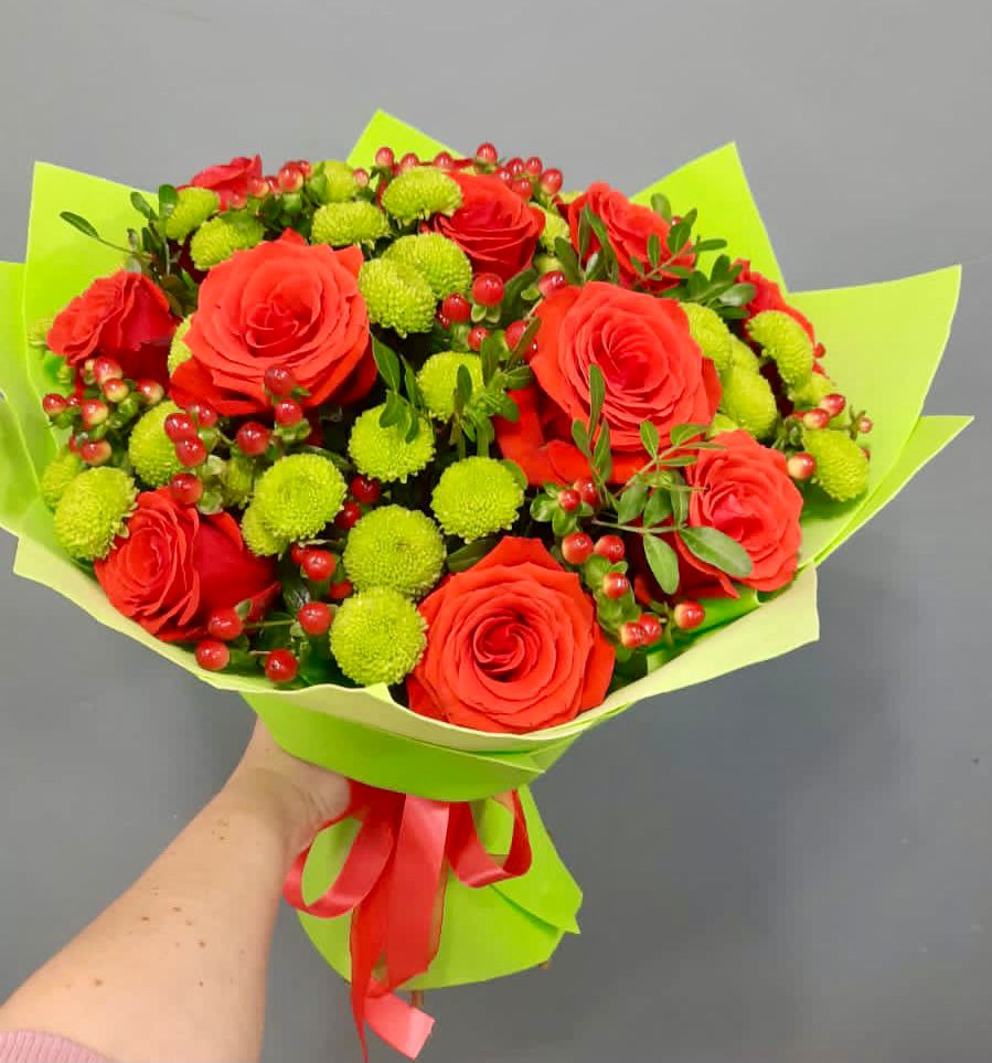 Букет цветов из: Хризантемы и Розы в Ивойлово