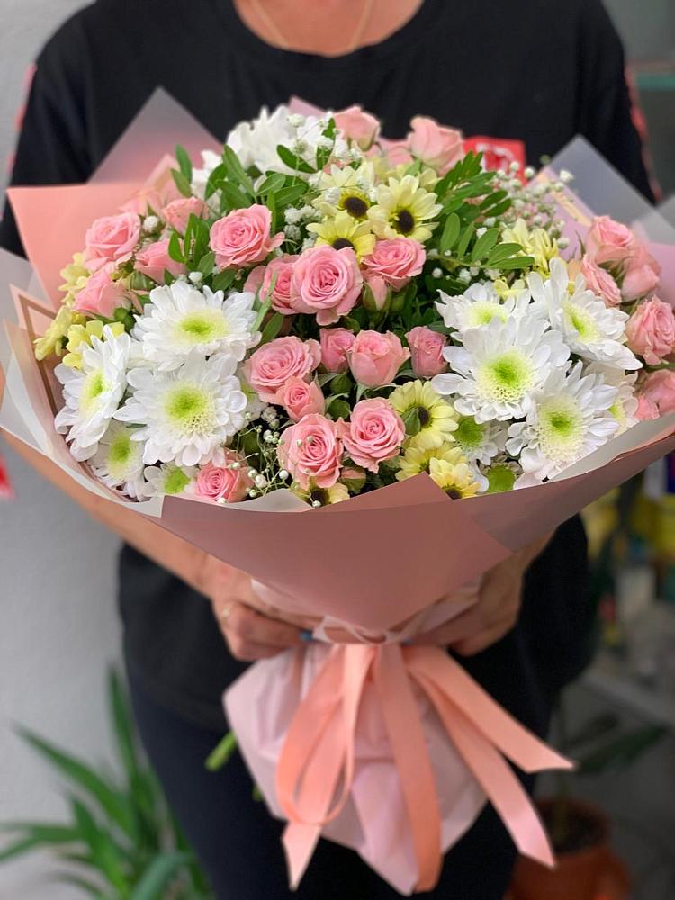 Букет цветов из: Розы и Хризантемы в Ивойлово