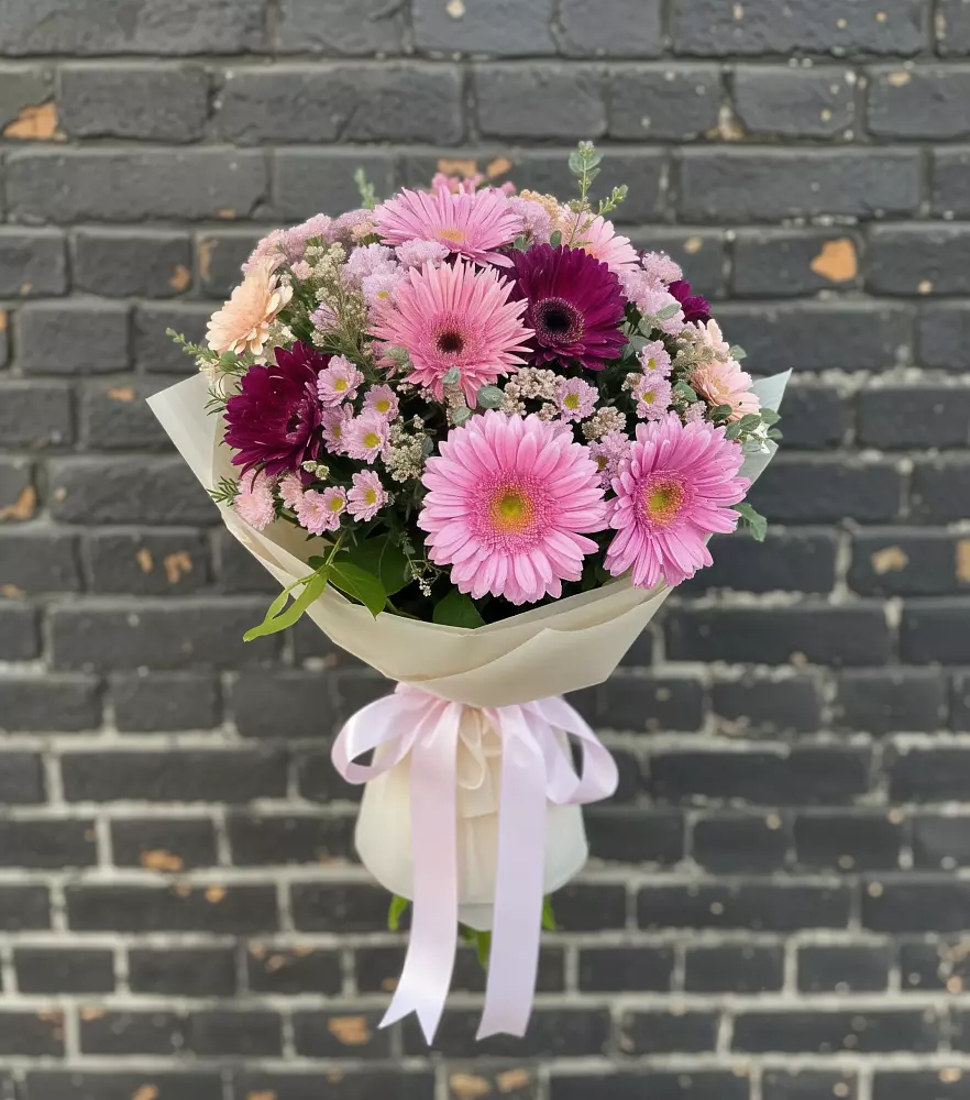 Букет цветов из: Герберы и Хризантемы в Ивойлово